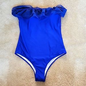 One piece bathing suit w/ruffle